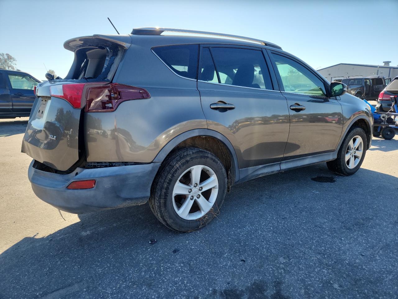 TOYOTA RAV4 XLE