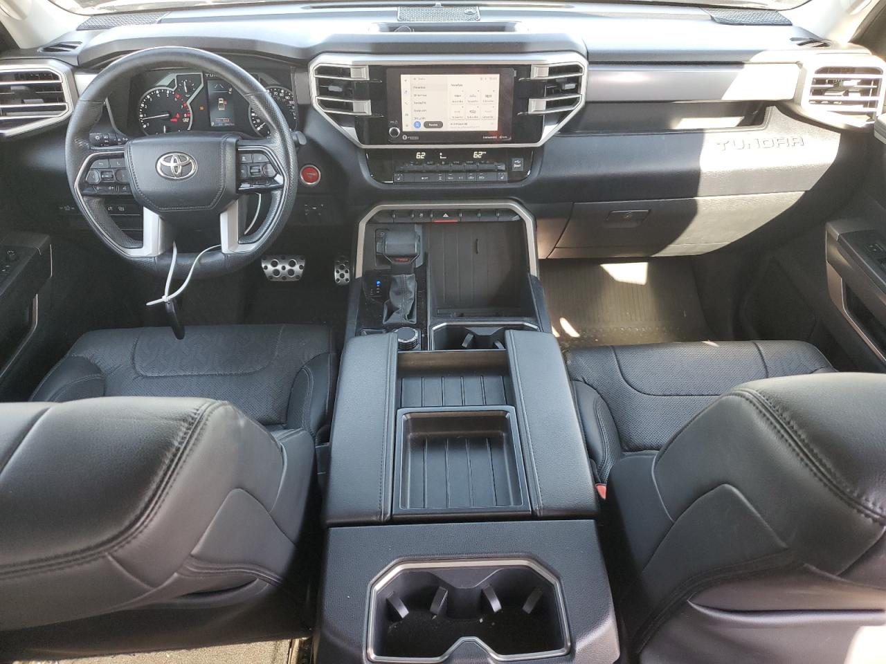 TOYOTA TUNDRA CREWMAX SR