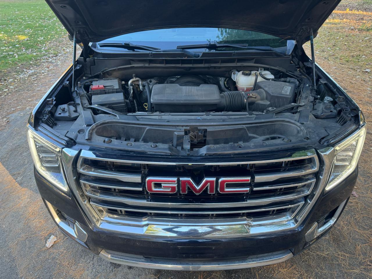 GMC YUKON K1500 SLT