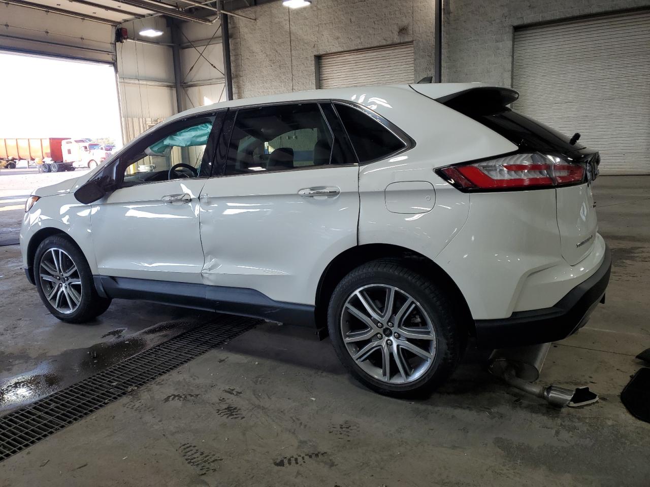 FORD EDGE TITANIUM
