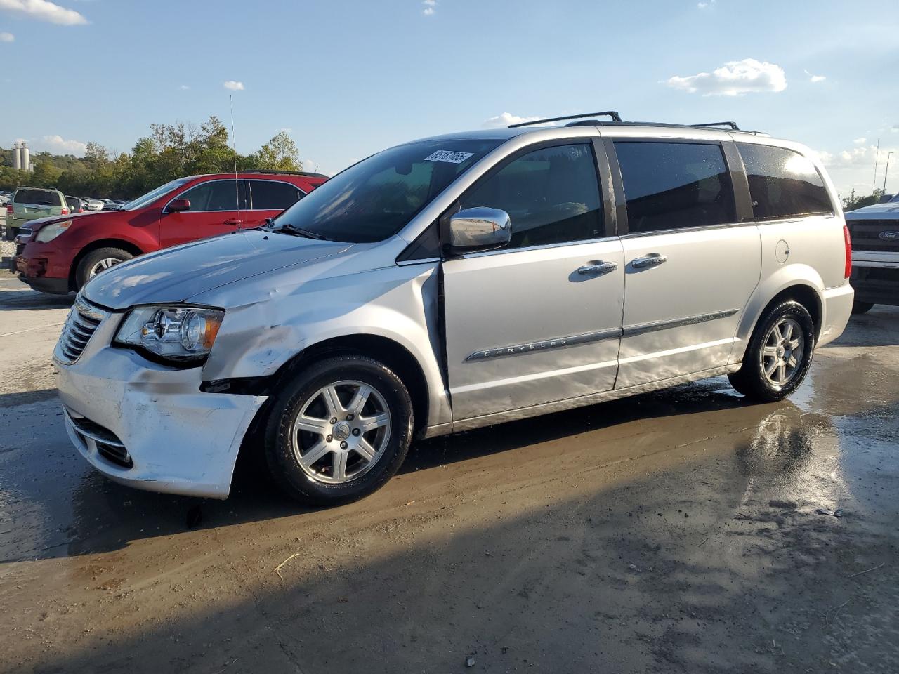 CHRYSLER TOWN & COUNTRY TOURING