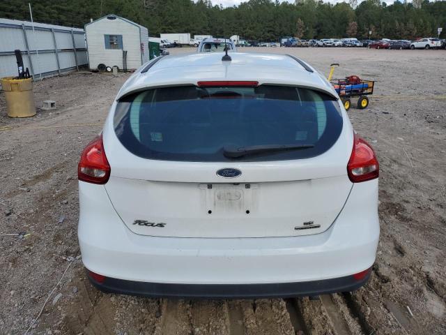 2015 FORD FOCUS SE 1FADP3K21FL203649