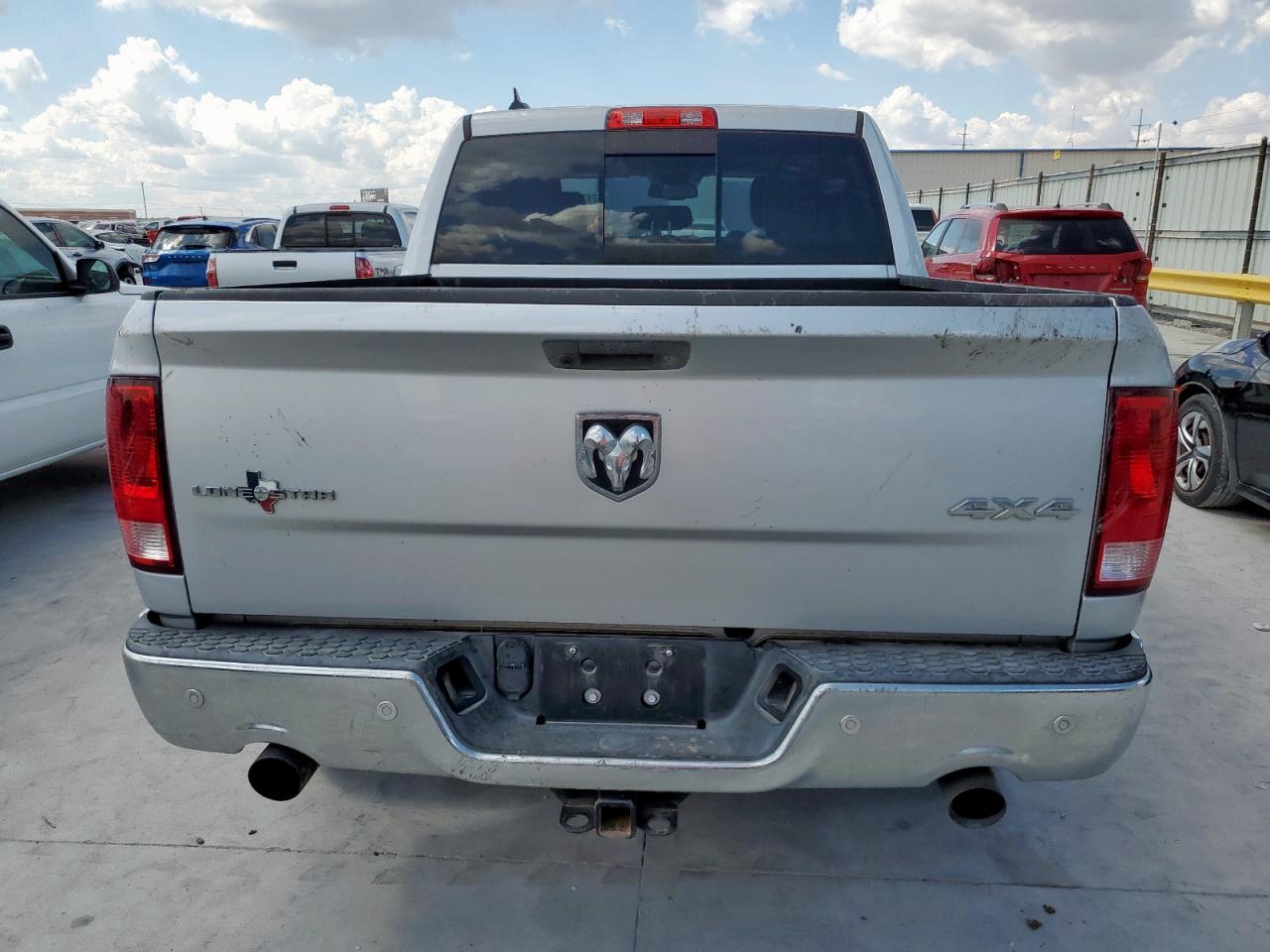 RAM 1500 SLT