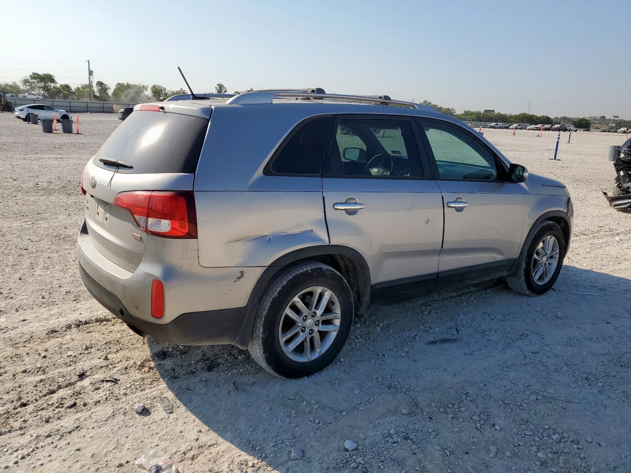 KIA SORENTO LX
