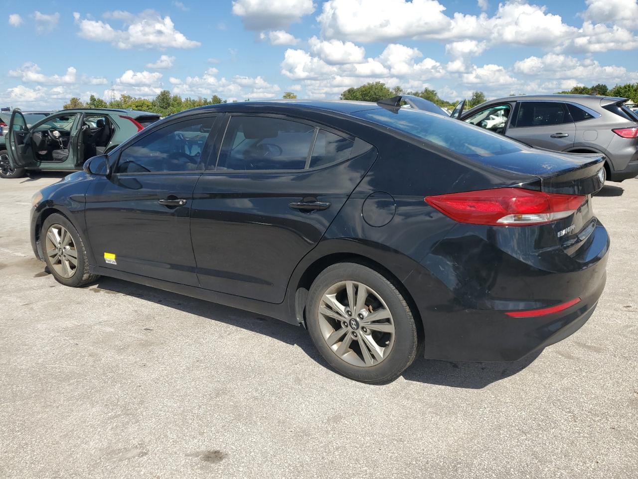 HYUNDAI ELANTRA SEL