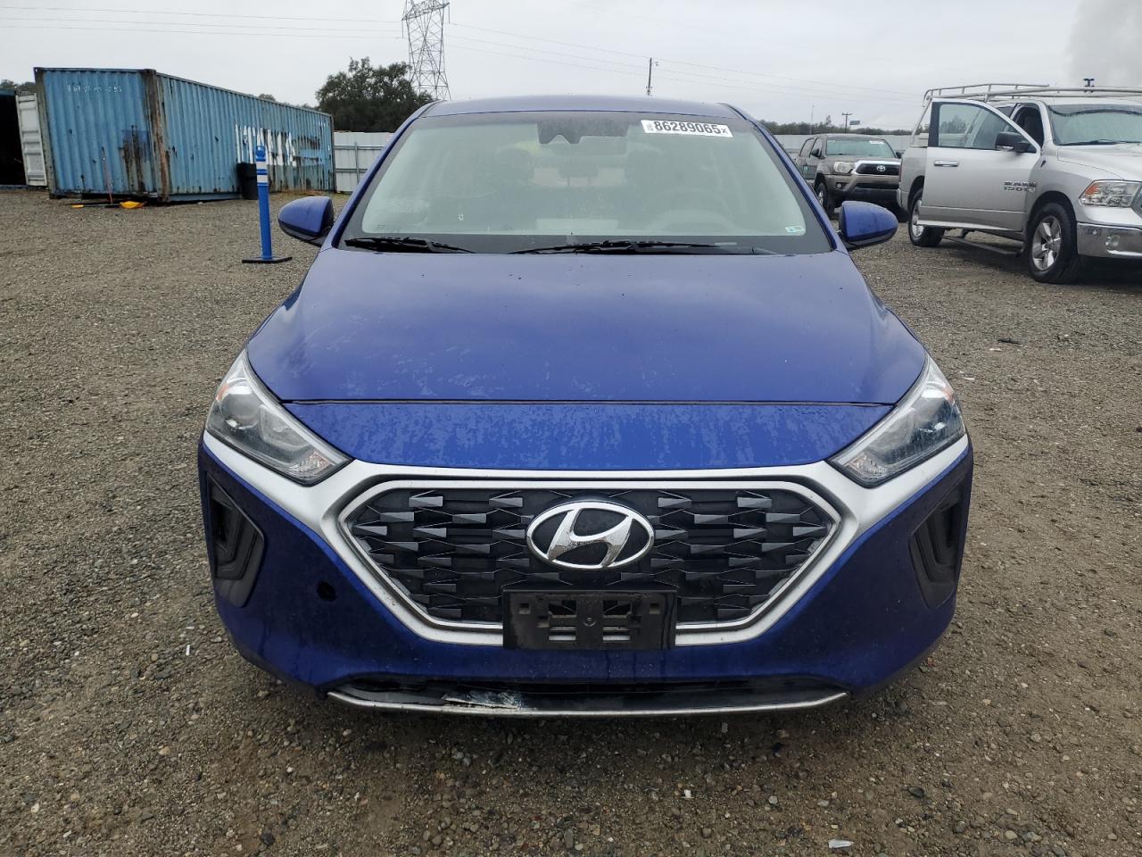 HYUNDAI IONIQ BLUE