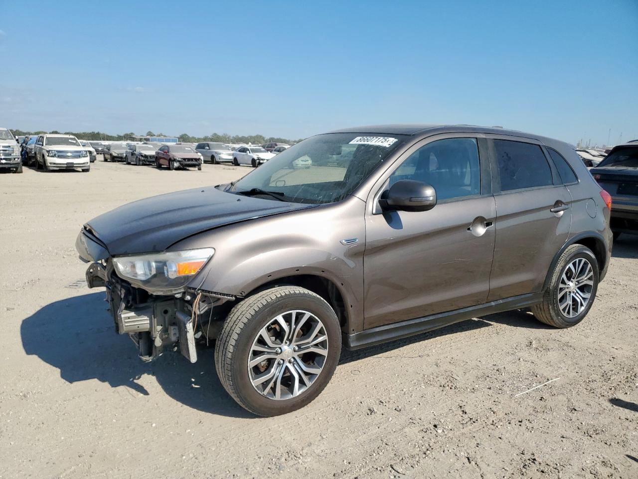 MITSUBISHI OUTLANDER ES