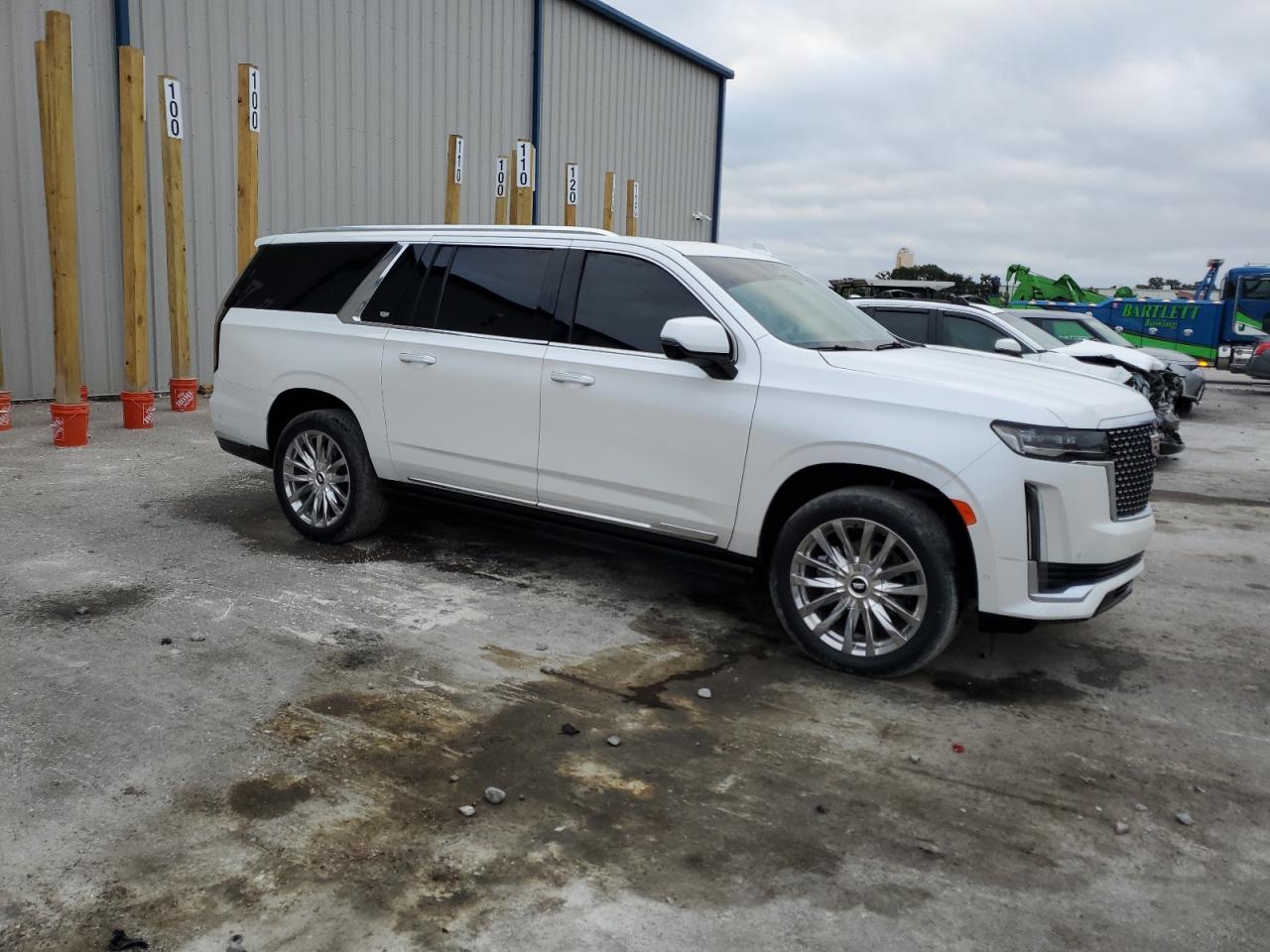 CADILLAC ESCALADE ESV PREMIUM LUXURY