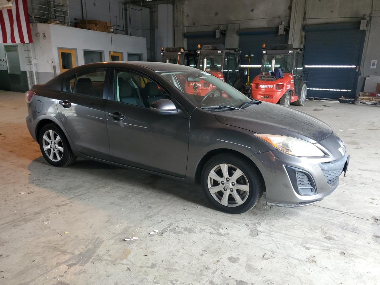 MAZDA 3 I