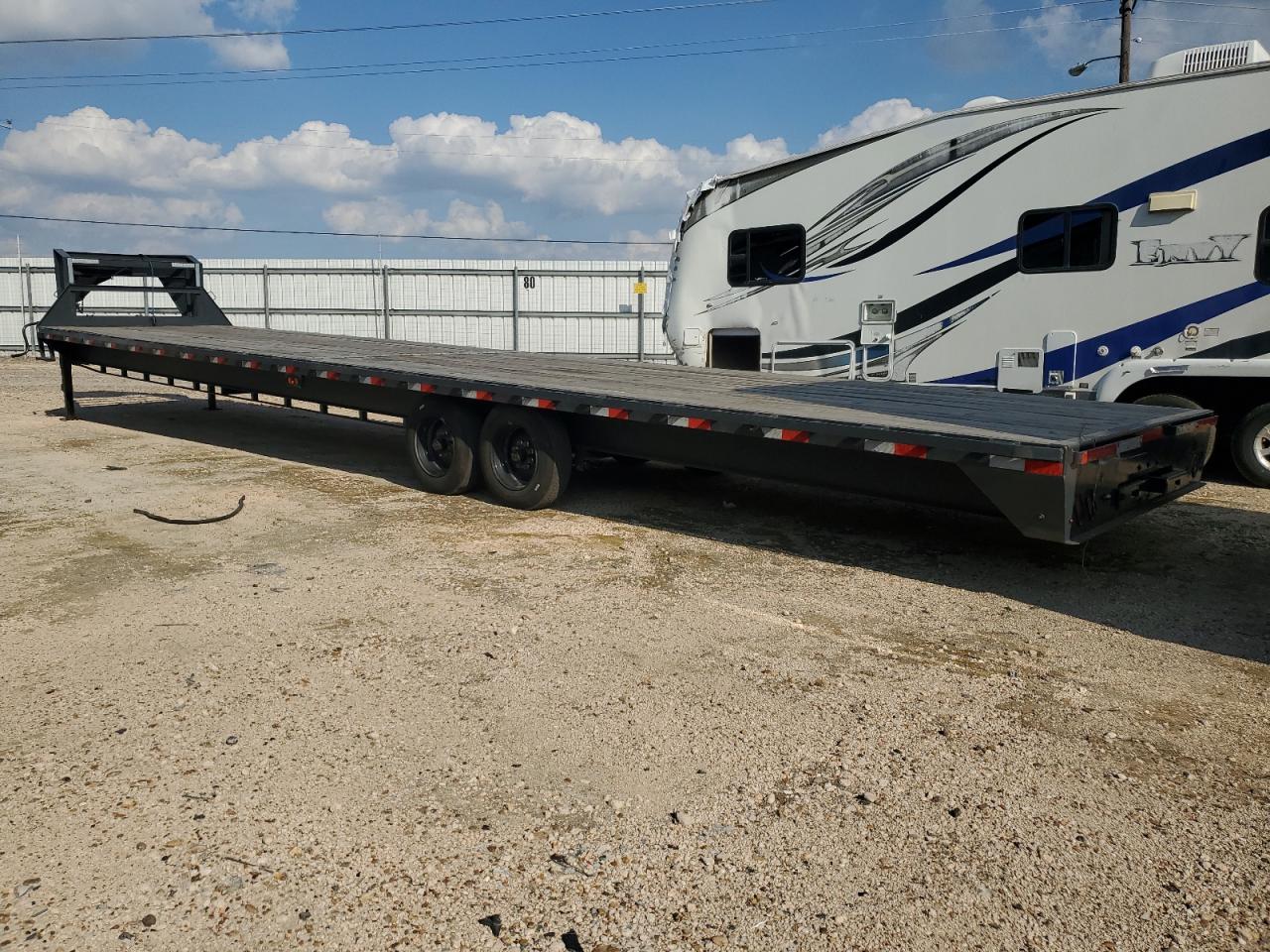 Lot #3271619377 2025 LAMAR UNKNOWN