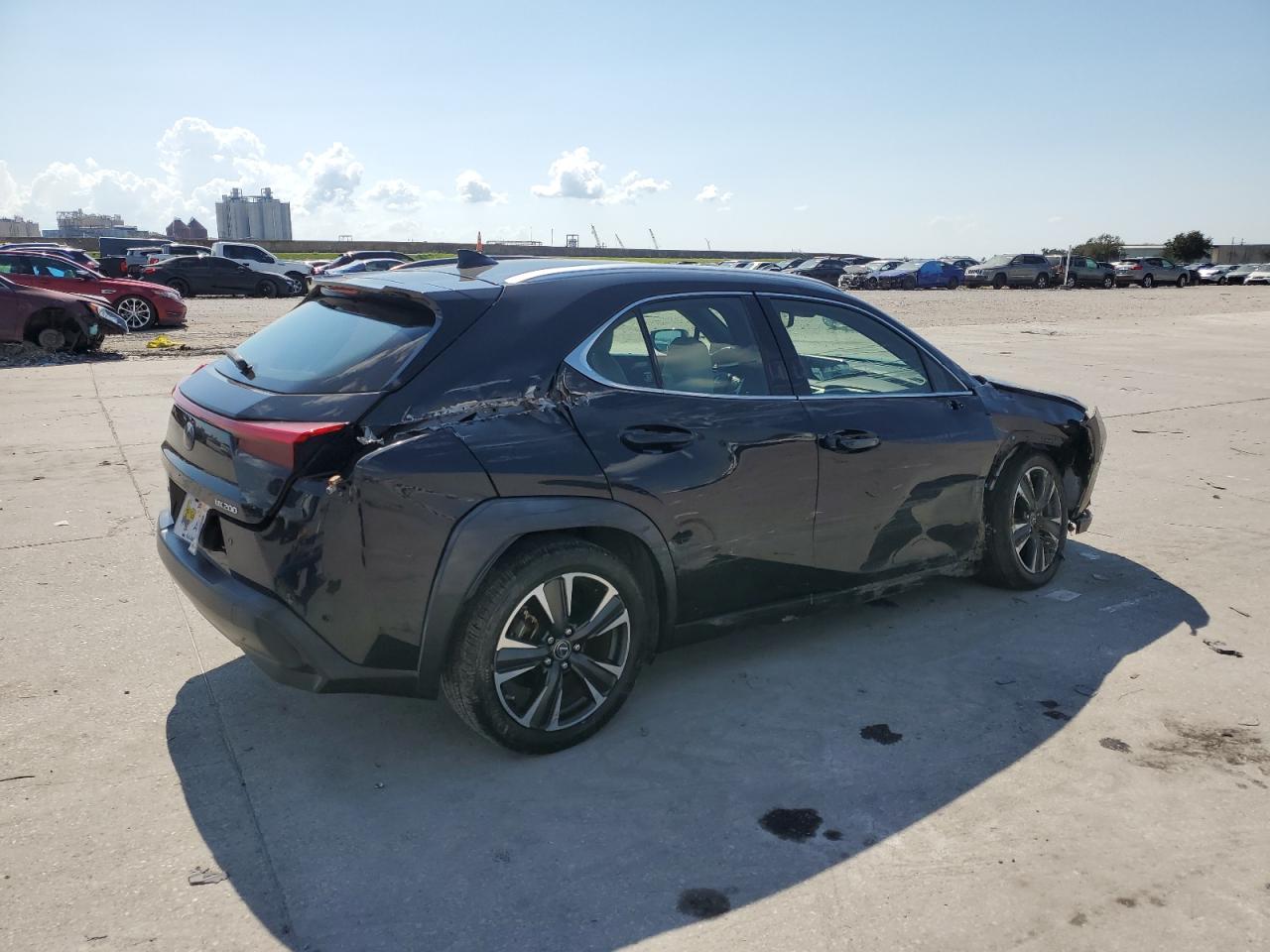 LEXUS UX 200