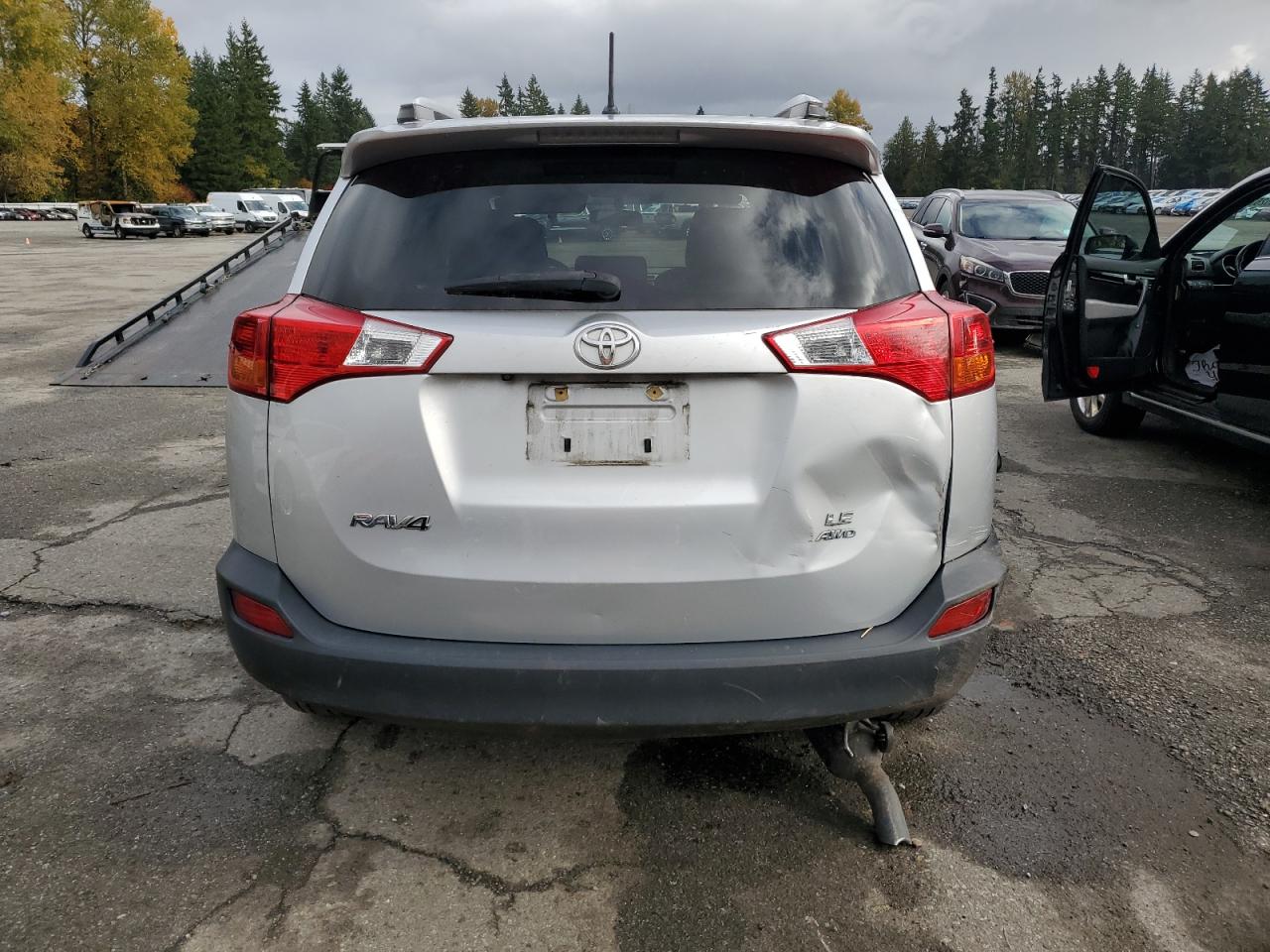 TOYOTA RAV4 LE
