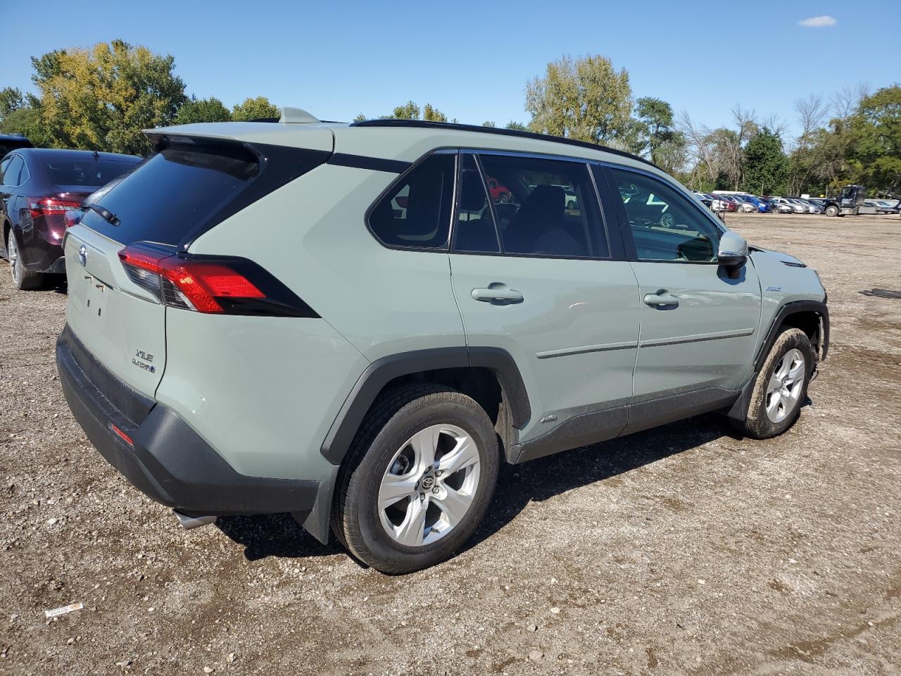 TOYOTA RAV4 XLE