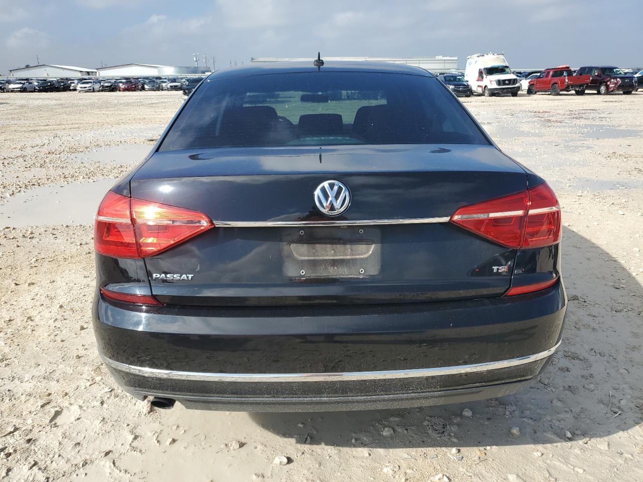 VOLKSWAGEN PASSAT S
