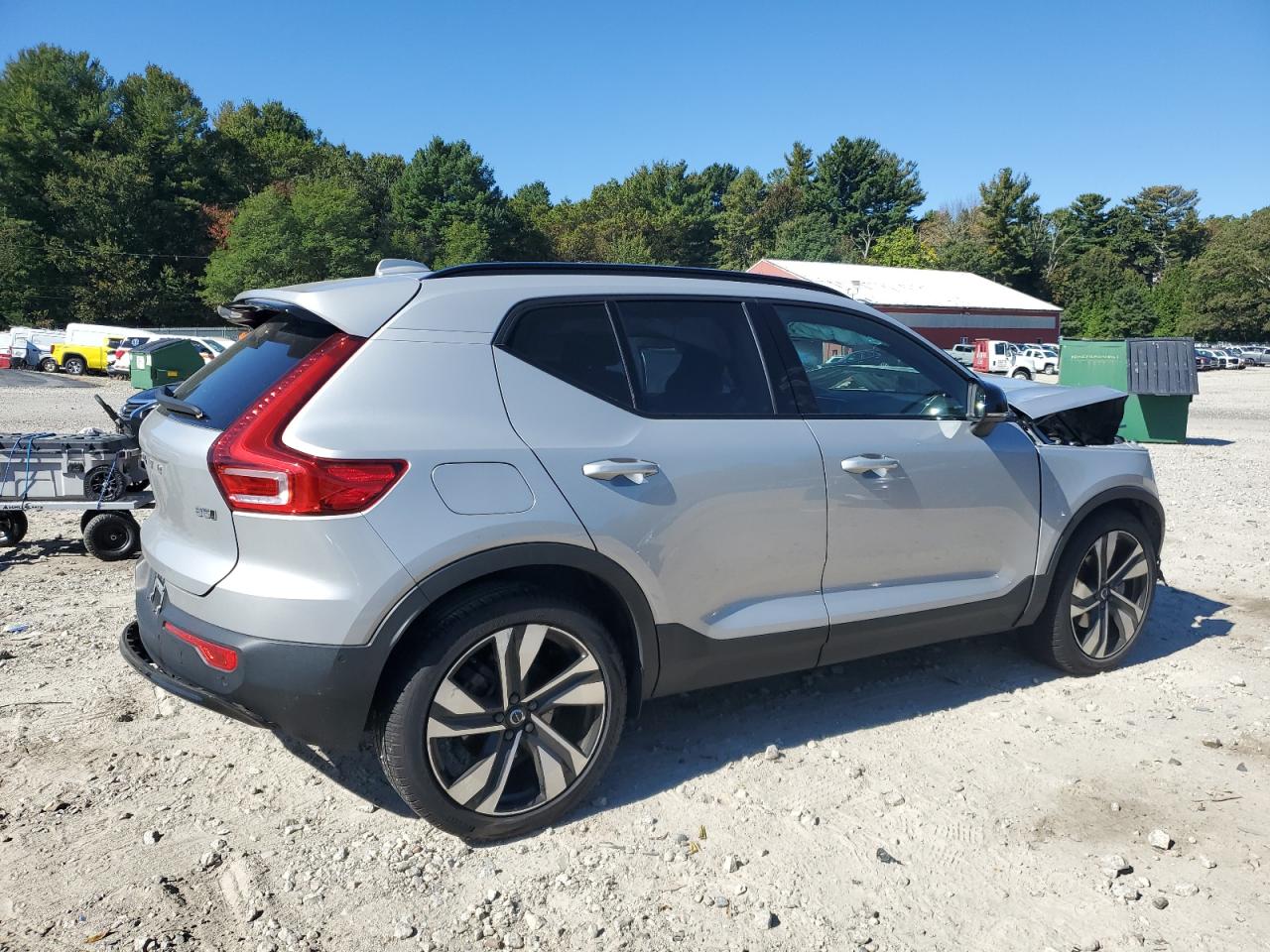 VOLVO XC40 PLUS