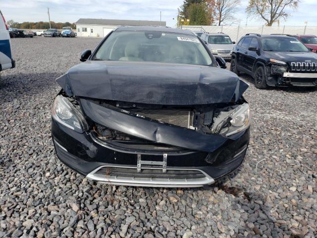 2017 VOLVO V60 CROSS YV440MWK9H1040081