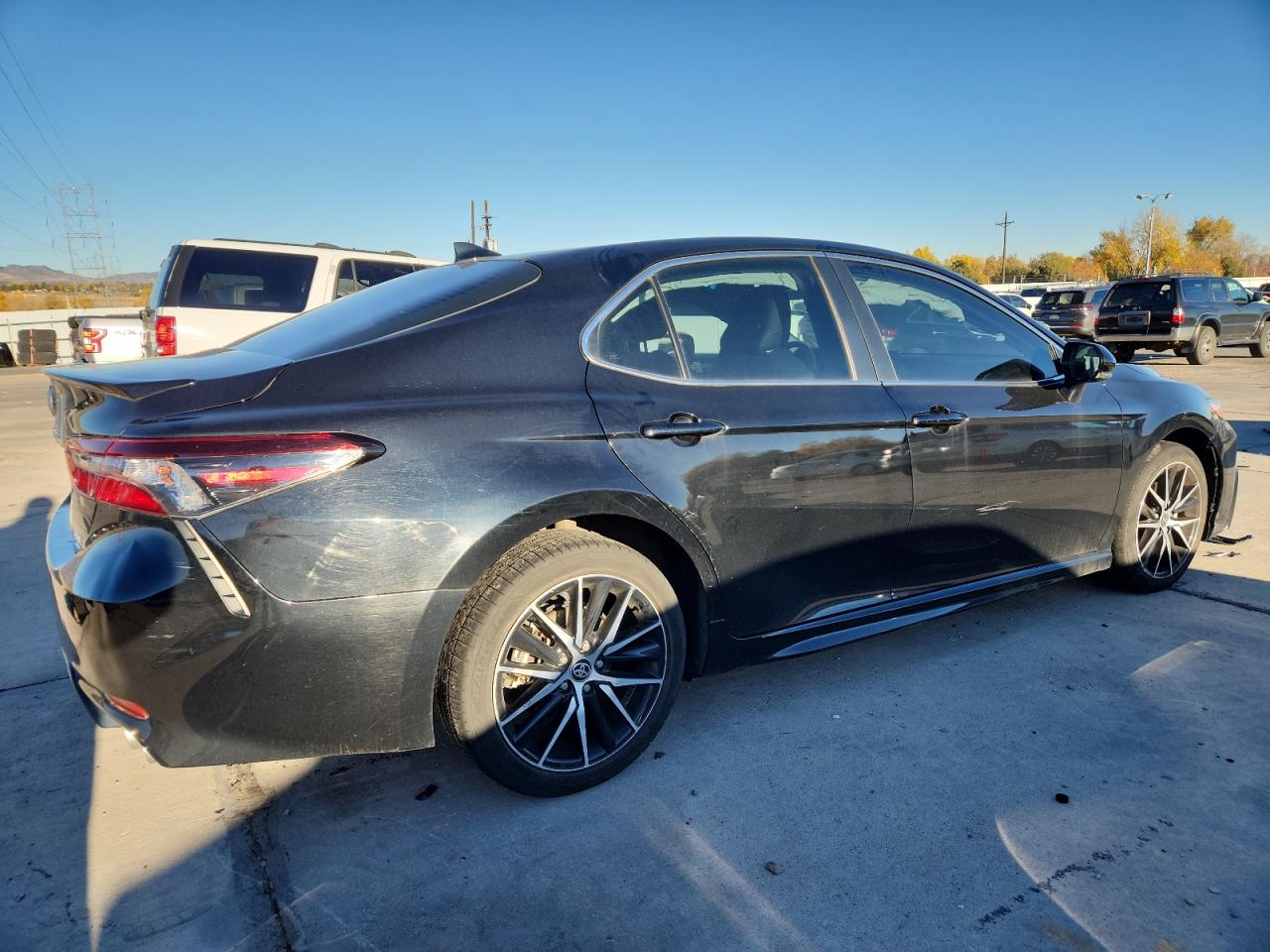 Lot #3308817011 2023 TOYOTA CAMRY SE N