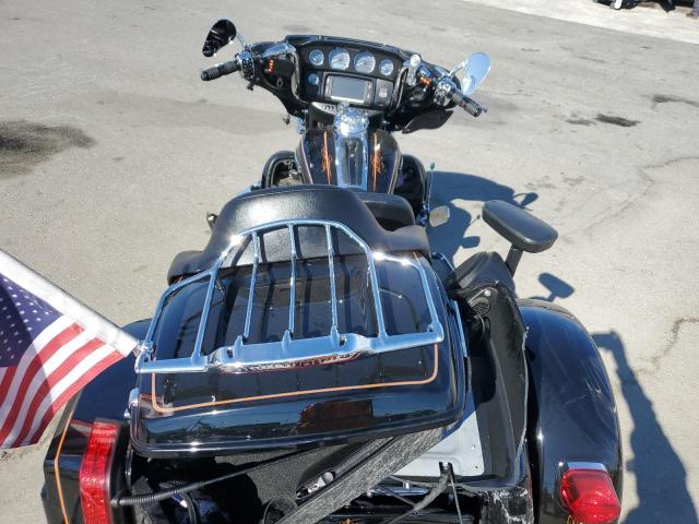 2017 HARLEY-DAVIDSON FLHTCUTG T #3309605570