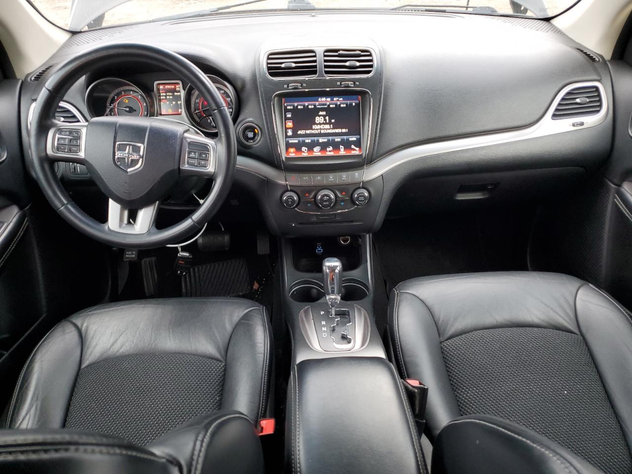 DODGE JOURNEY CROSSROAD