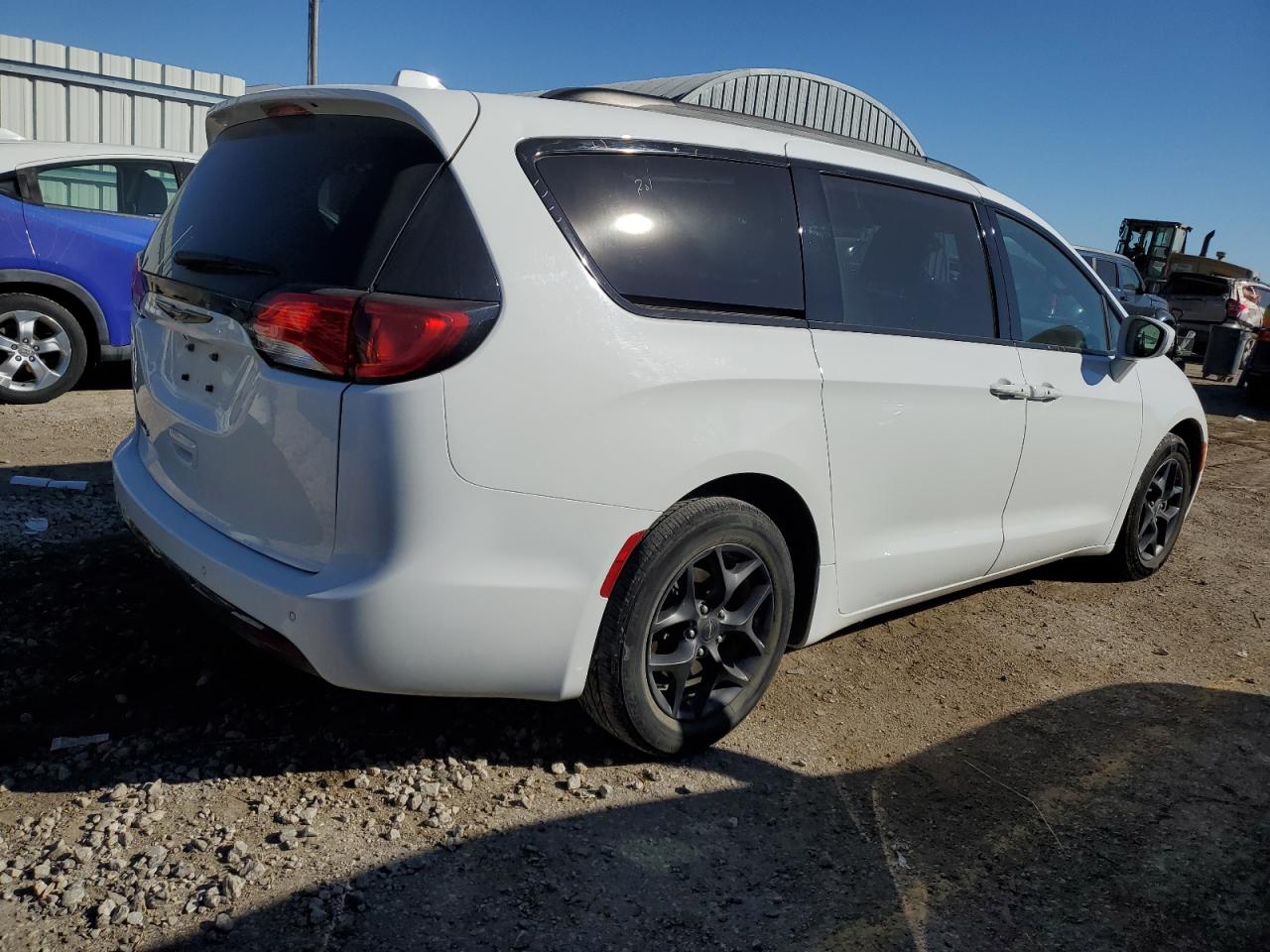 CHRYSLER PACIFICA TOURING L