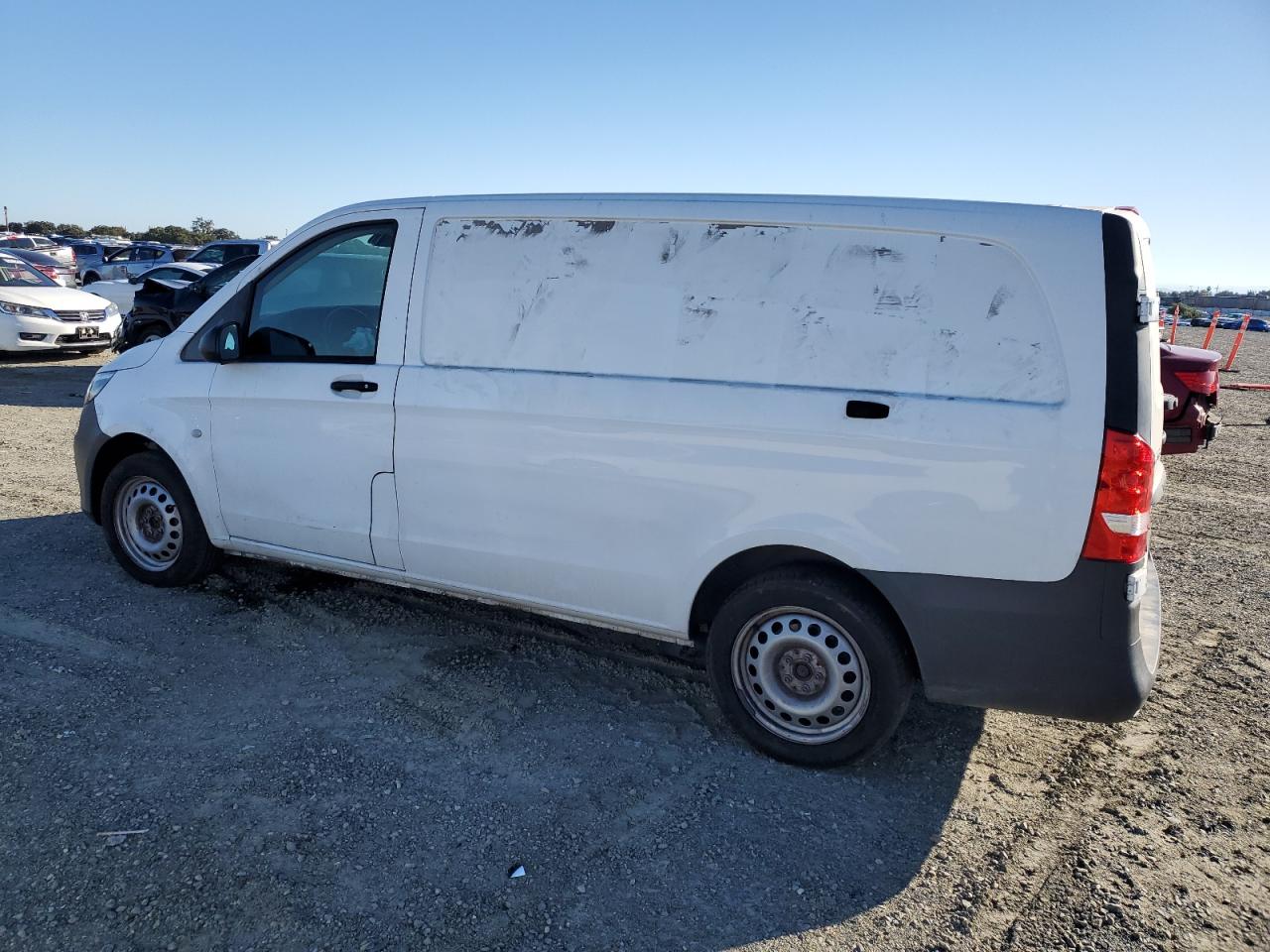 MERCEDES-BENZ METRIS