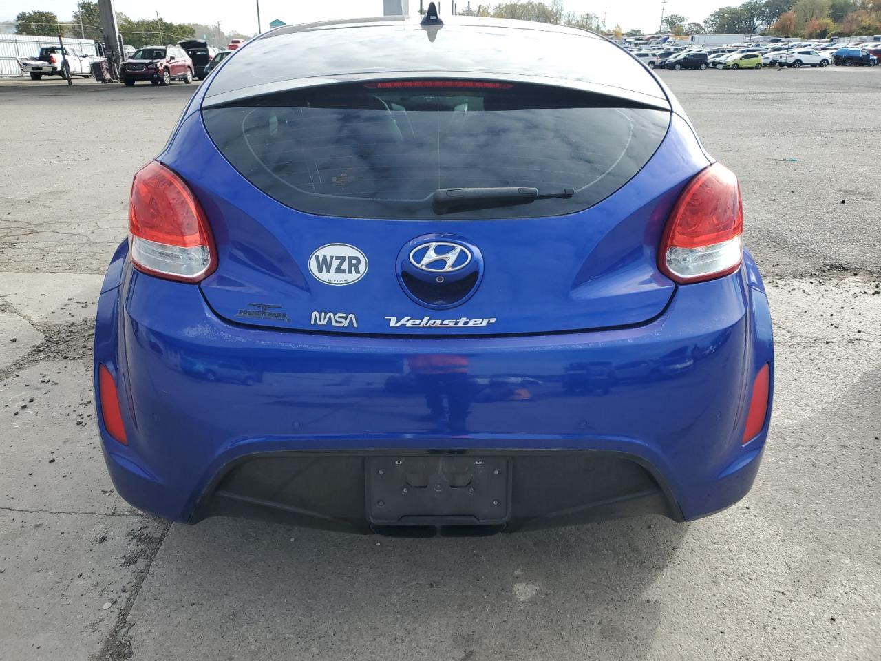 HYUNDAI VELOSTER