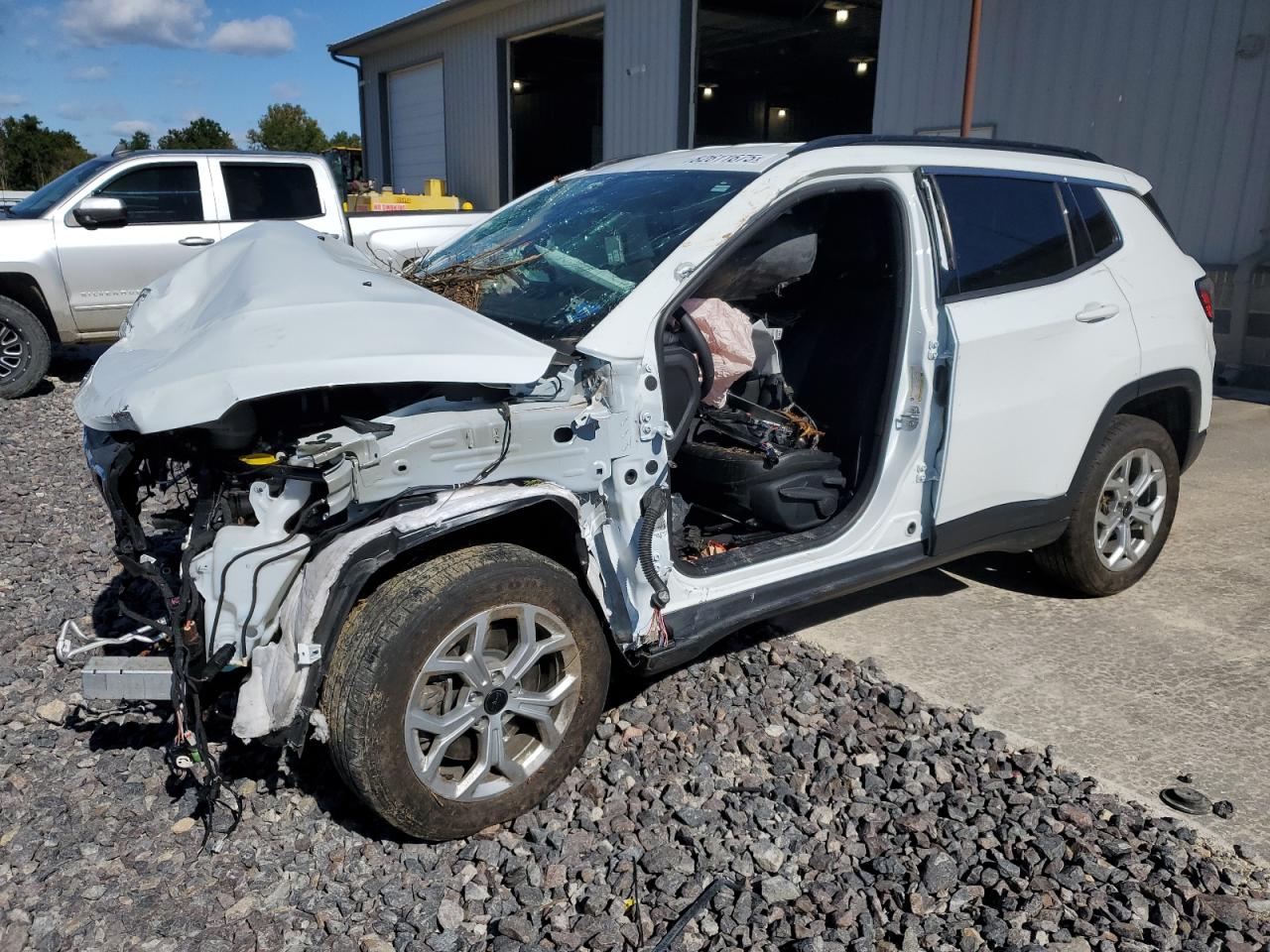 JEEP COMPASS LATITUDE
