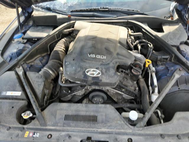 2015 HYUNDAI GENESIS 3. KMHGN4JE1FU060285