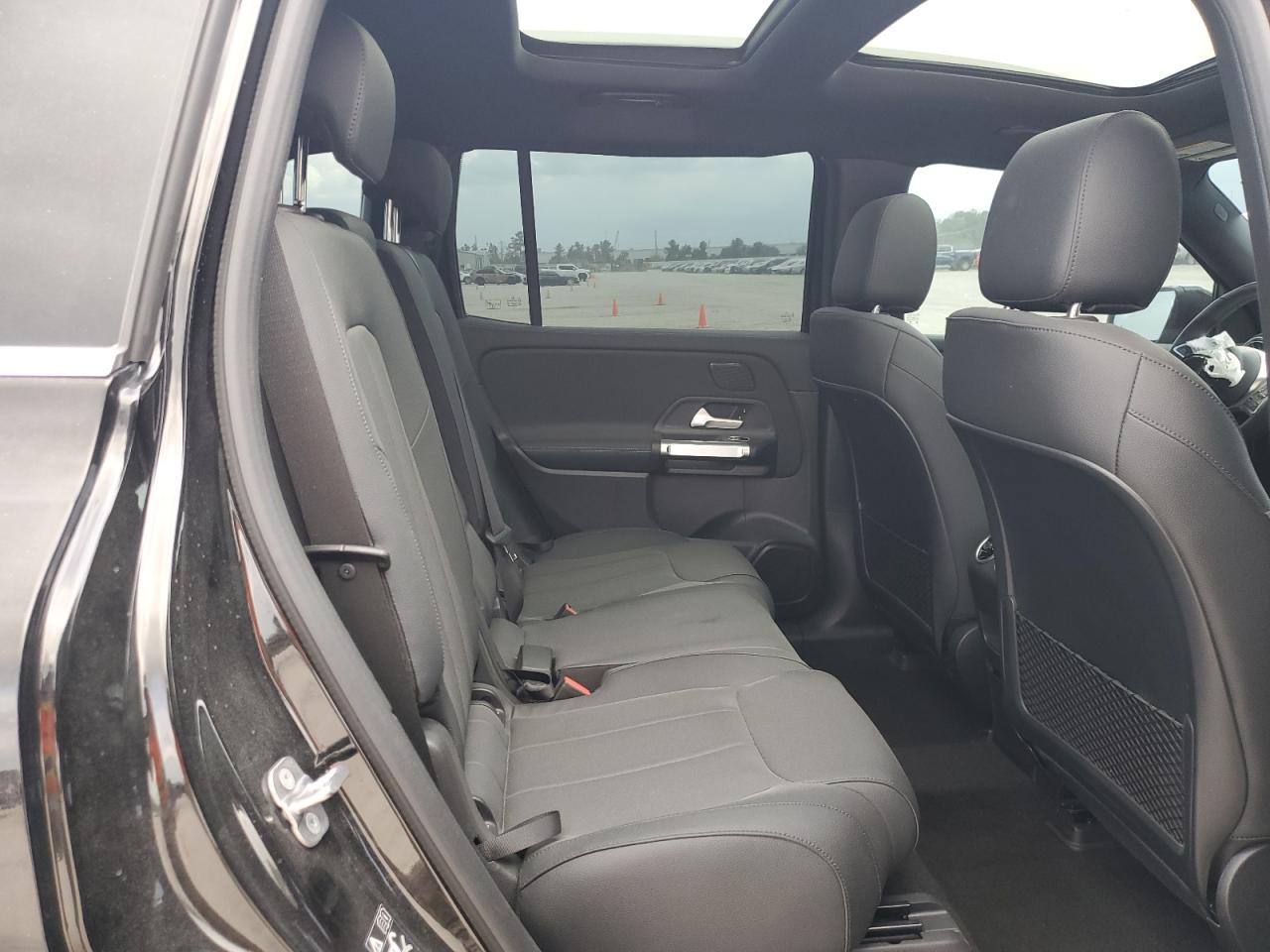 MERCEDES-BENZ EQB 250+