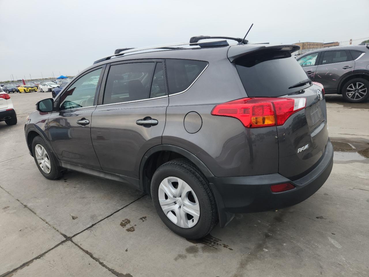 TOYOTA RAV4 LE