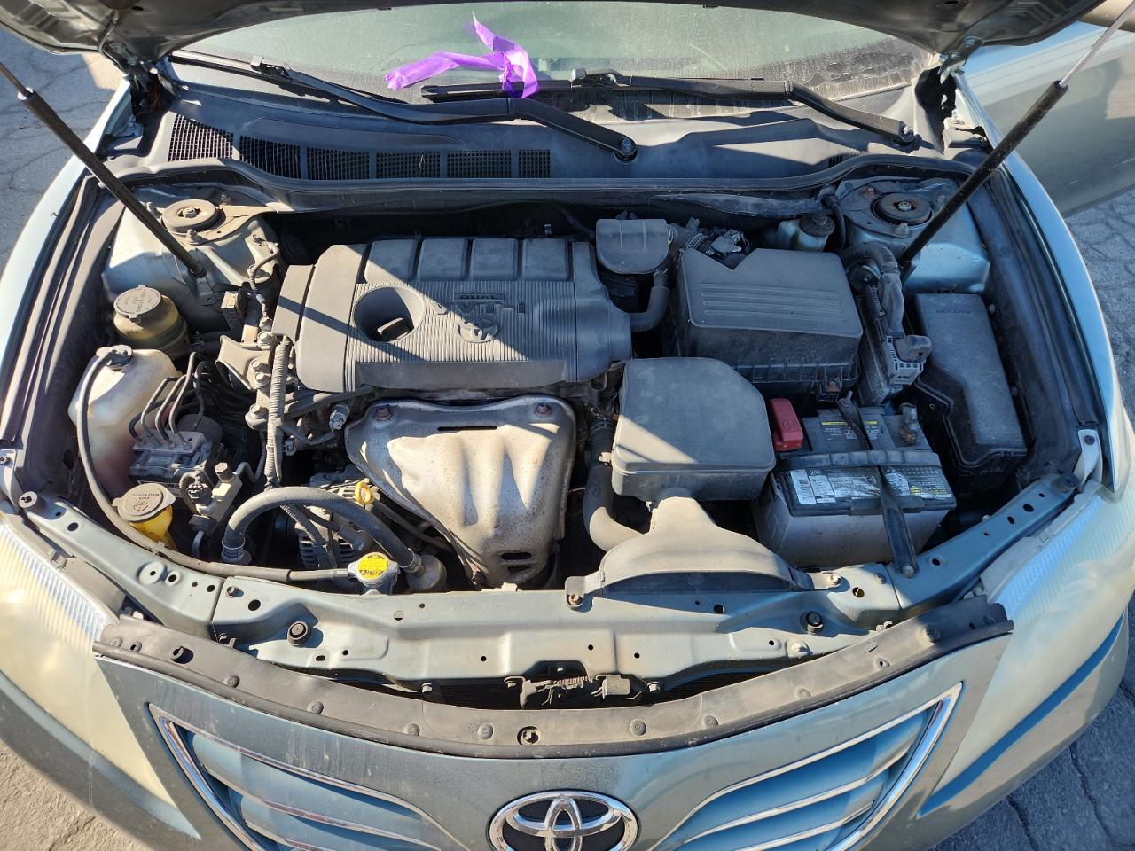 TOYOTA CAMRY BASE