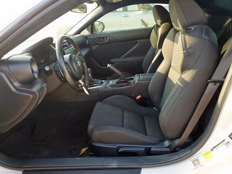 2024 TOYOTA GR 86 JF1ZNBB13R8751592