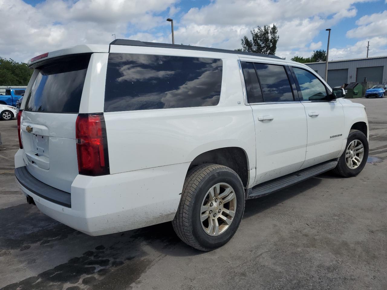 CHEVROLET SUBURBAN K1500 LT