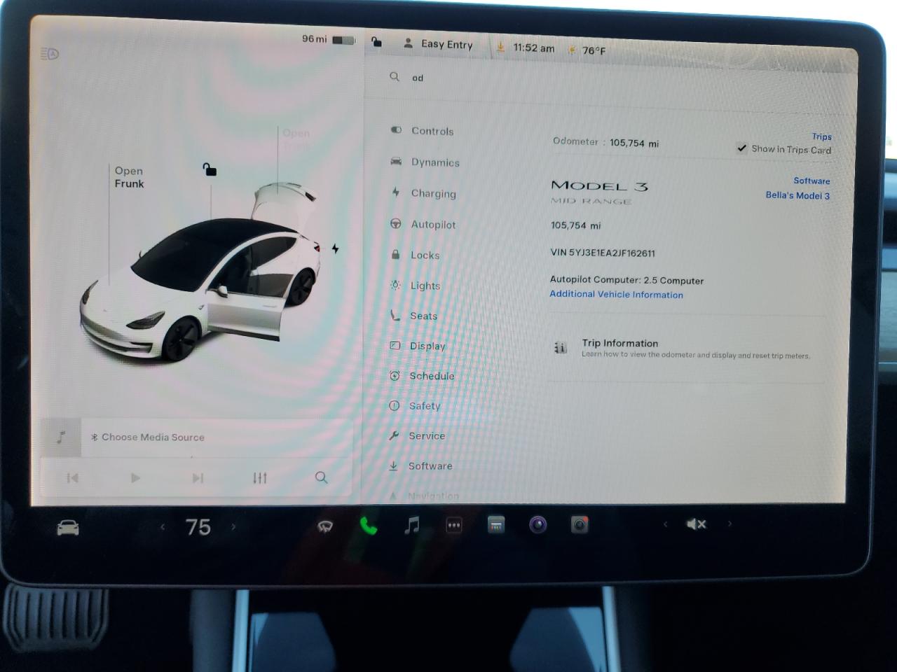 Lot #3316842693 2018 TESLA MODEL 3