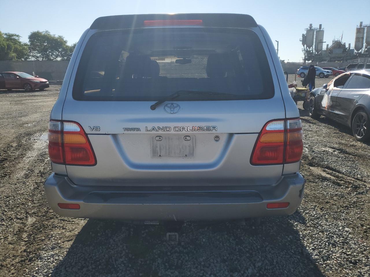 Lot #3311810186 2000 TOYOTA LAND CRUIS