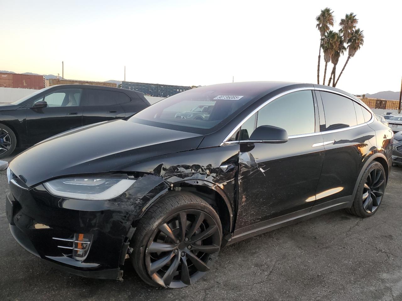 TESLA MODEL X