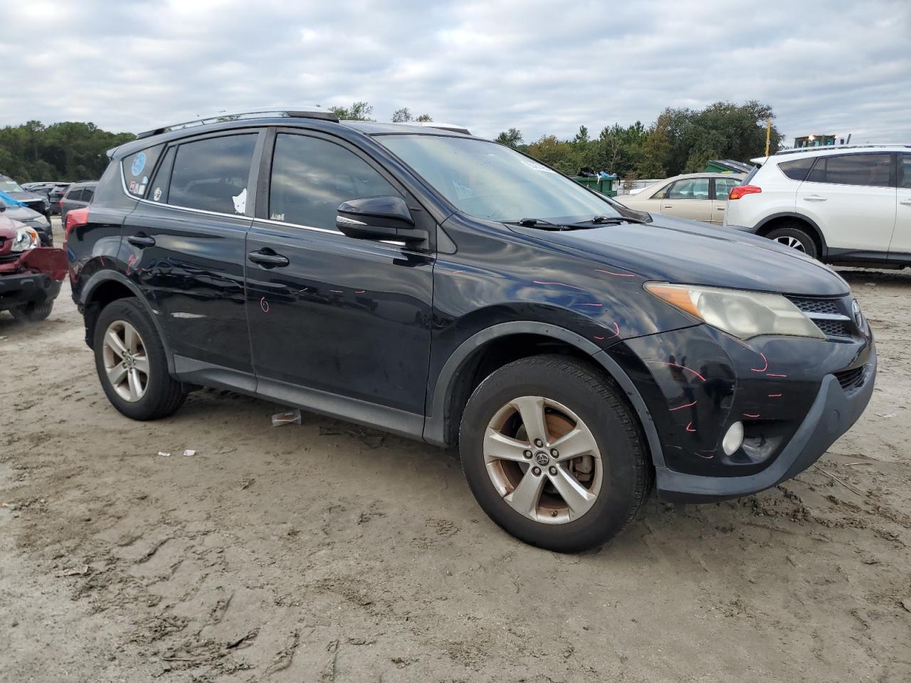 TOYOTA RAV4 XLE