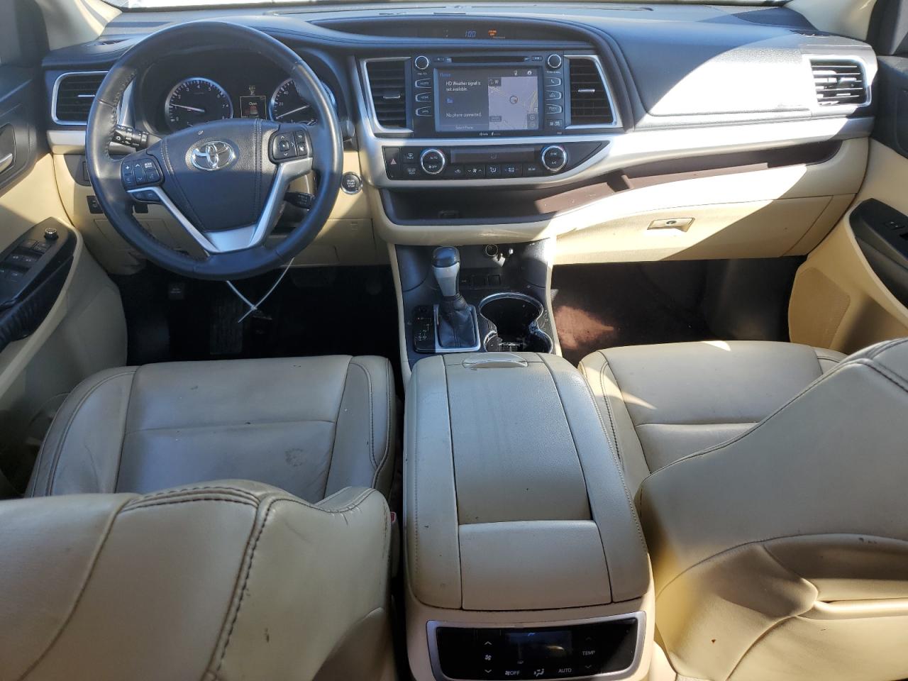 TOYOTA HIGHLANDER XLE