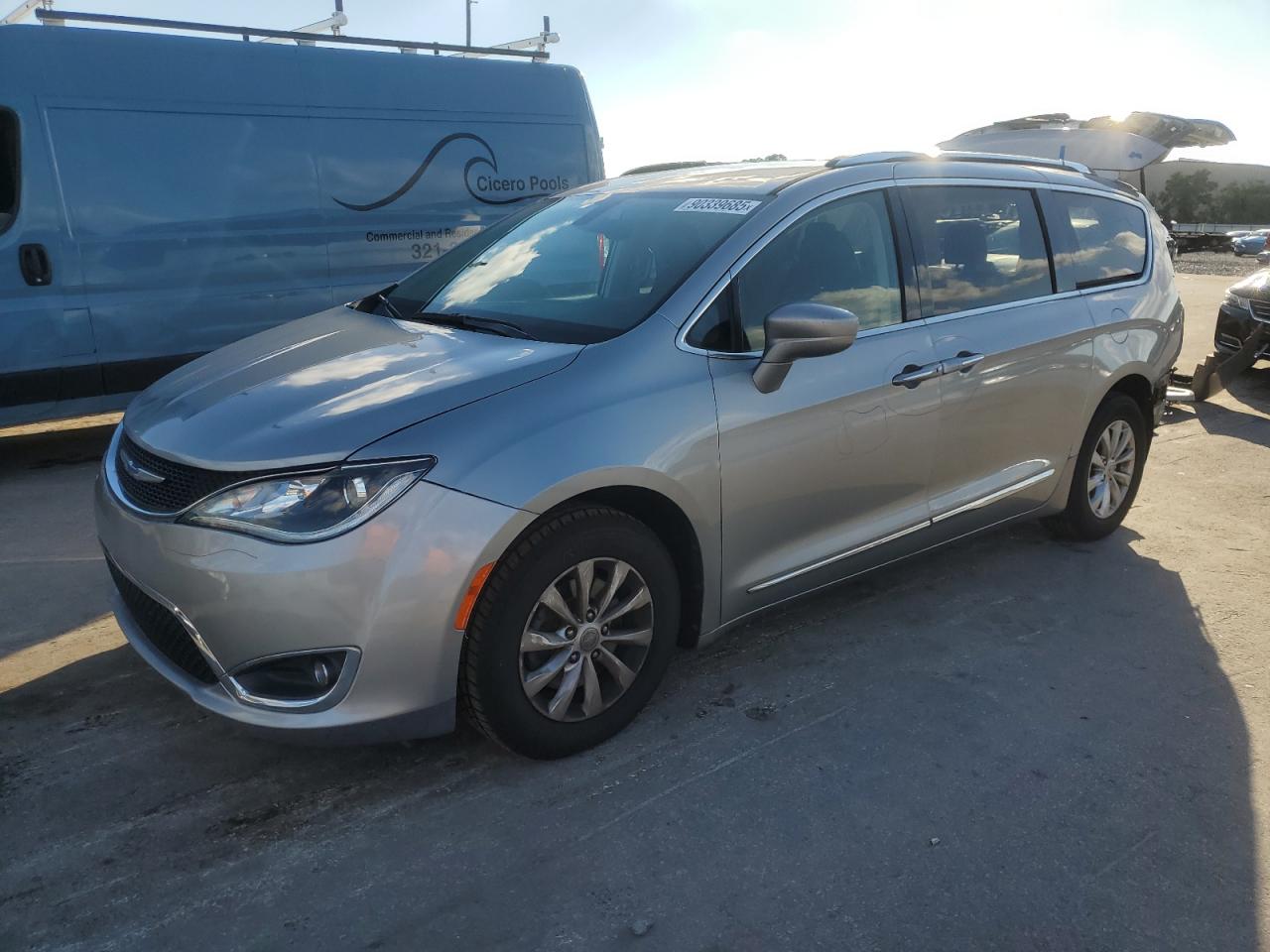 CHRYSLER PACIFICA TOURING L