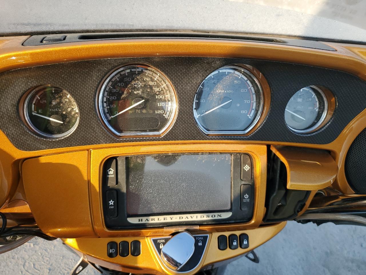 Lot #3308222180 2015 HARLEY-DAVIDSON FLHTKSE CV