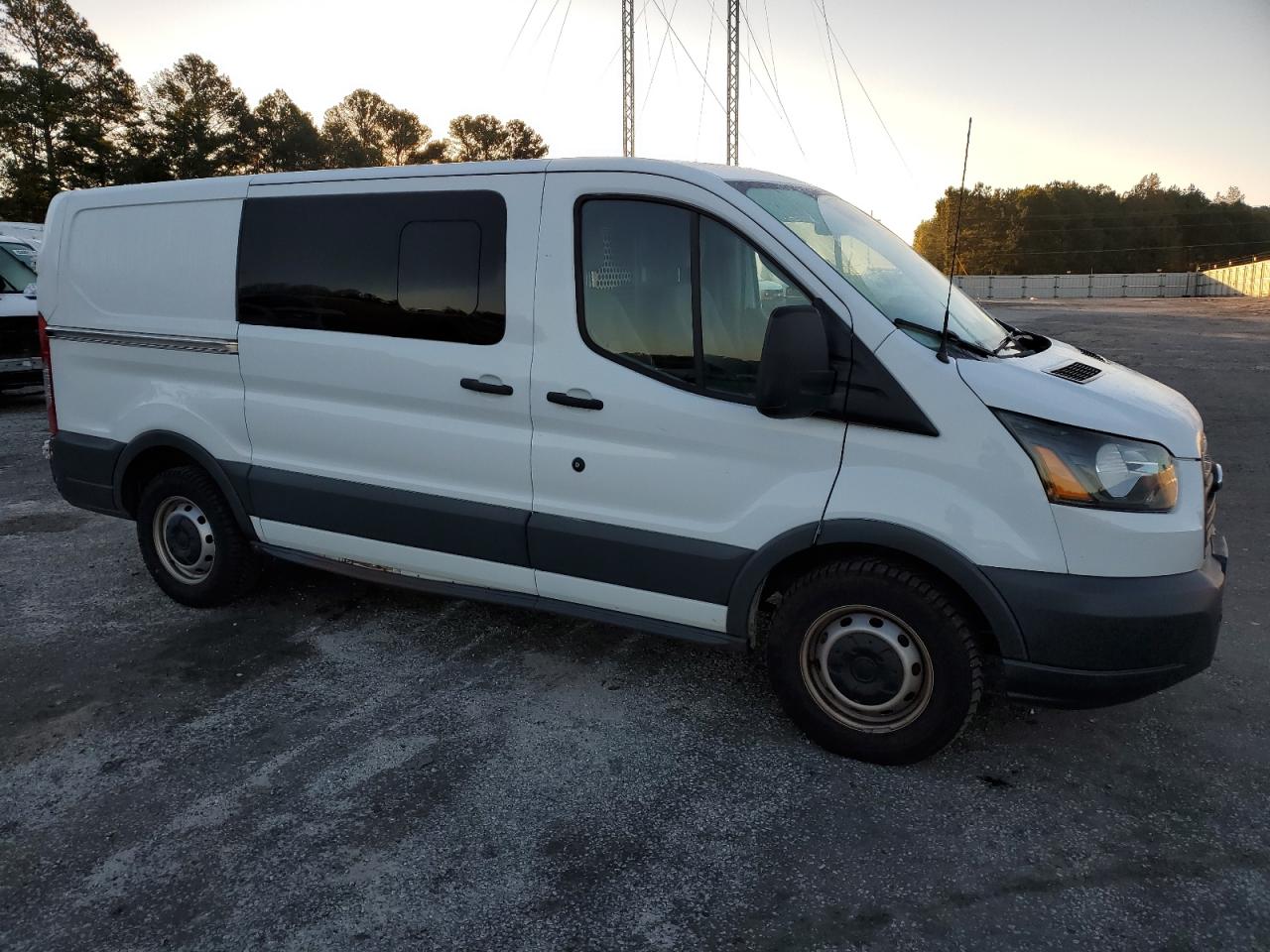 FORD TRANSIT T-150