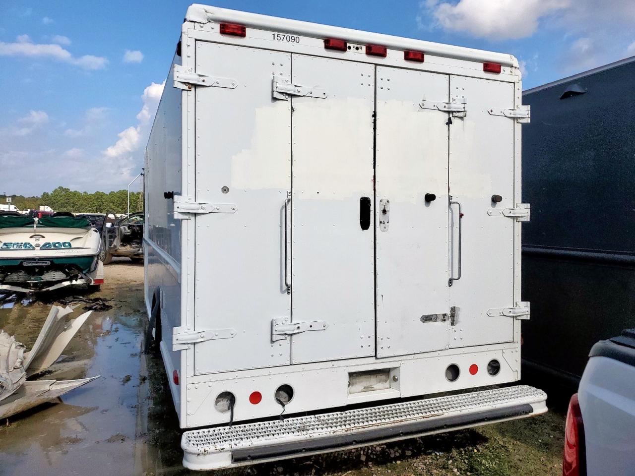 Lot #3316703417 2004 FREIGHTLINER CHASSIS M