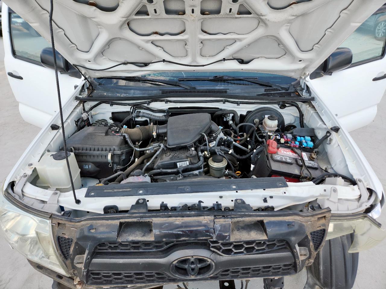 TOYOTA TACOMA ACCESS CAB