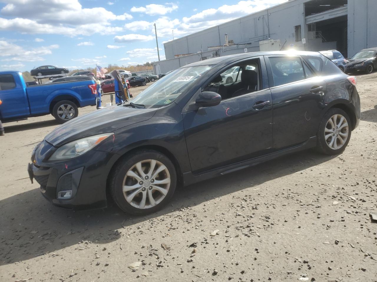 MAZDA 3 S