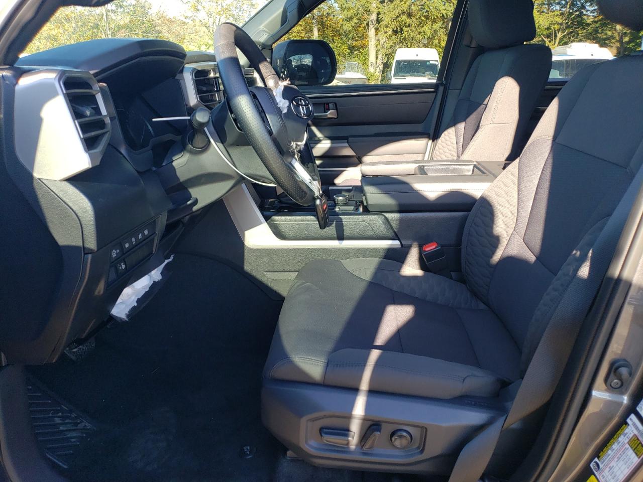 TOYOTA TUNDRA CREWMAX SR