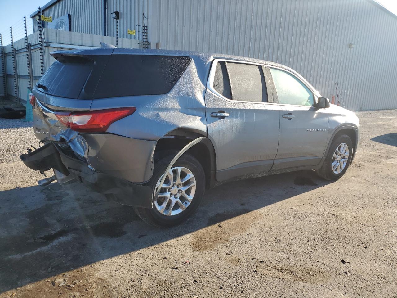 CHEVROLET TRAVERSE LS