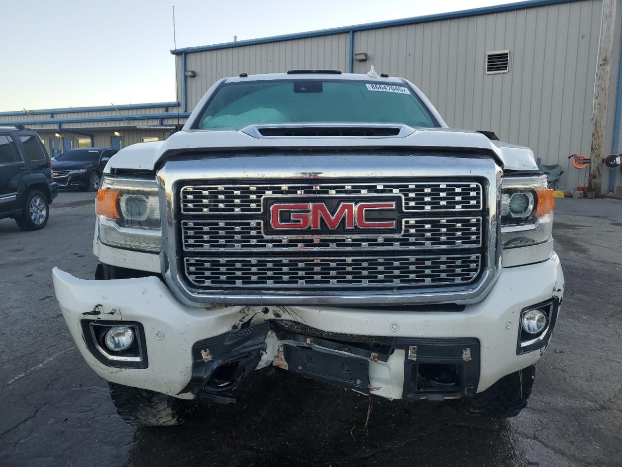 GMC SIERRA K2500 DENALI