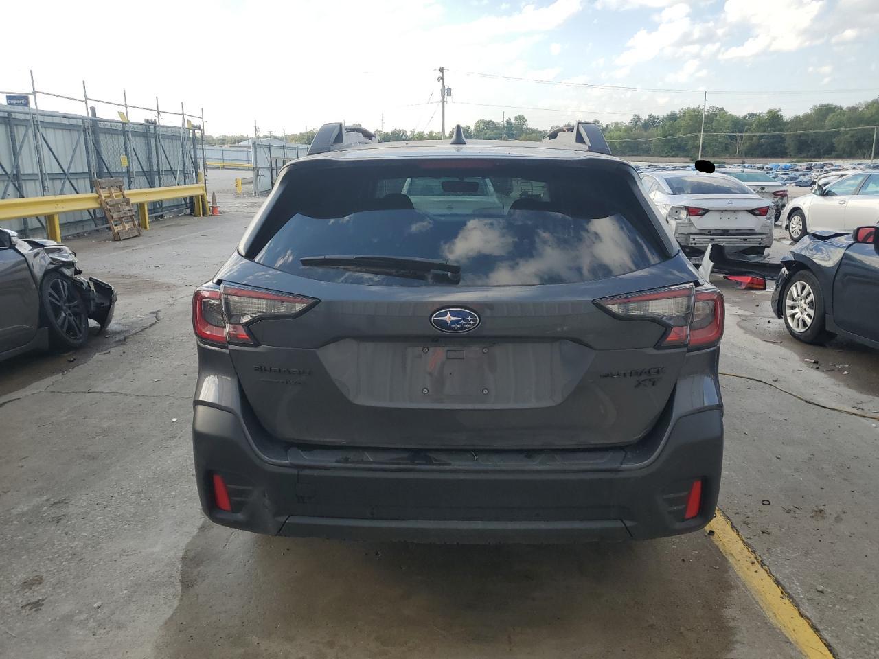 SUBARU OUTBACK ONYX EDITION XT