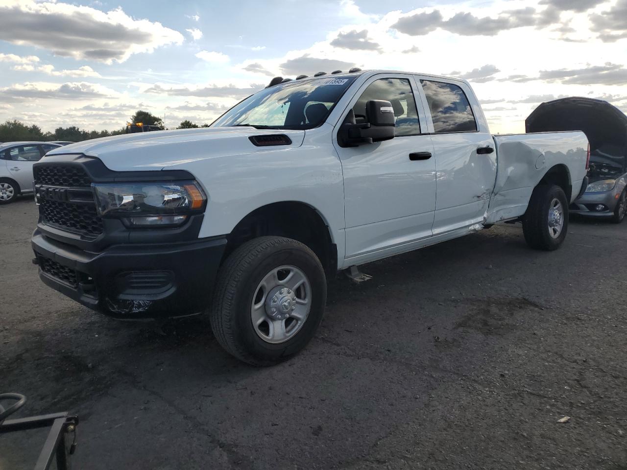 RAM 3500 TRADESMAN