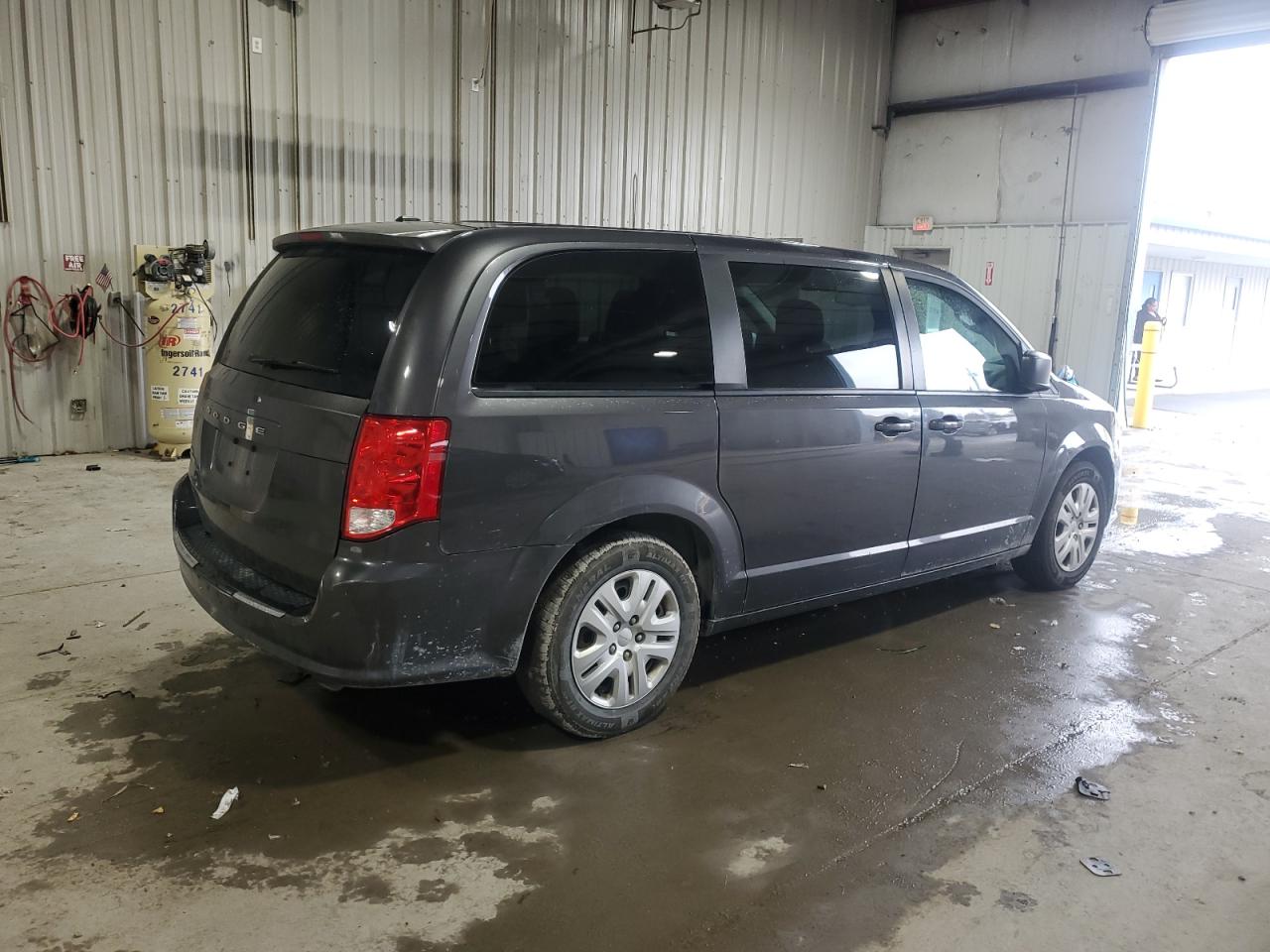 DODGE GRAND CARAVAN SE